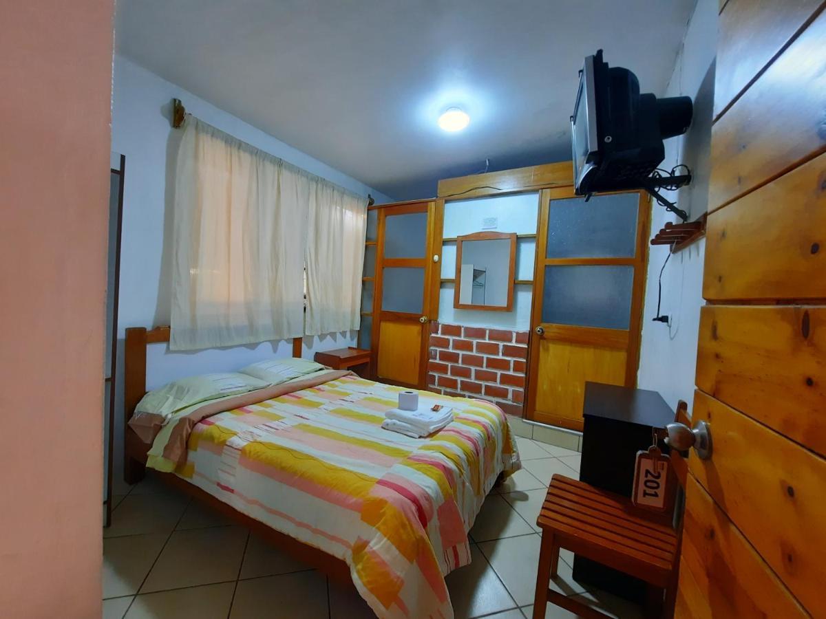 Hostal Dulzura Caraz Luaran gambar