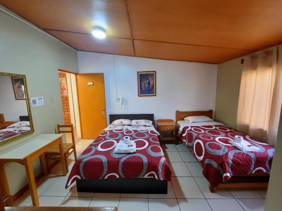 Hostal Dulzura Caraz Luaran gambar